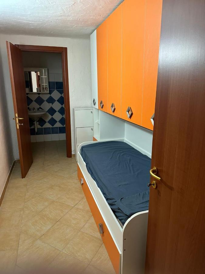 Lightblue-Celeste Central Apartment In Порто Ротондо Екстериор снимка
